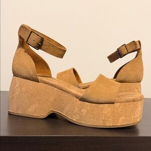 Toms Tan Suede Platform Sandals with Ankle Strap